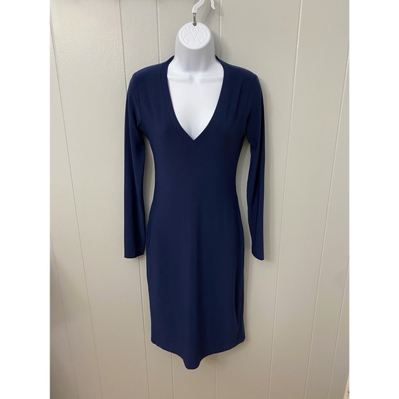 Norma Kamali Dresses & Skirts - Norma Kamali V-Neck Long Sleeve Navy Blue Midi Dress